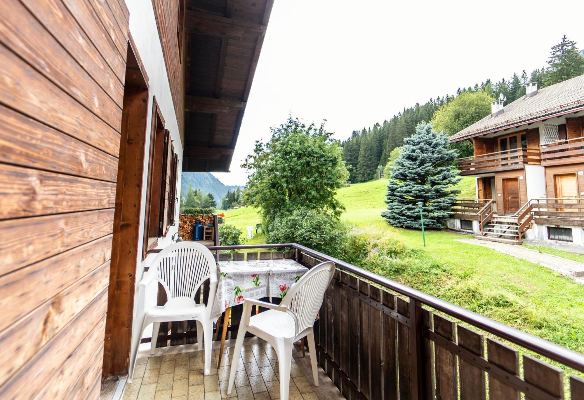 Cesa Cherpei - Dog Friendly Campitello di Fassa Exteriör bild